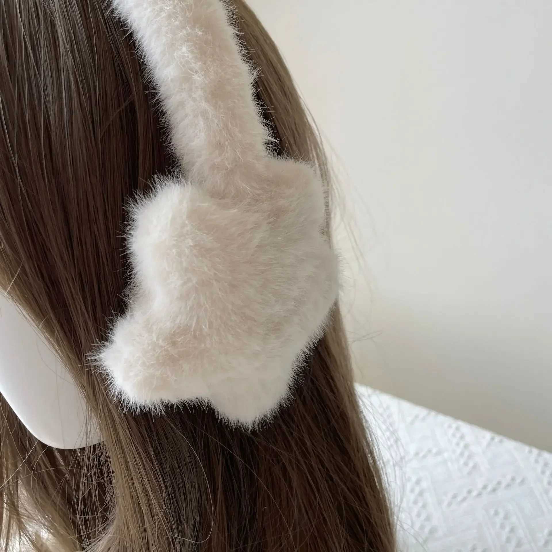 Women Kaii Heart Earmuffs Cat Y2k Korea Winter Warm Thickened Janese JK Ear Protection Cycling Eaags AccoriesXJ241126