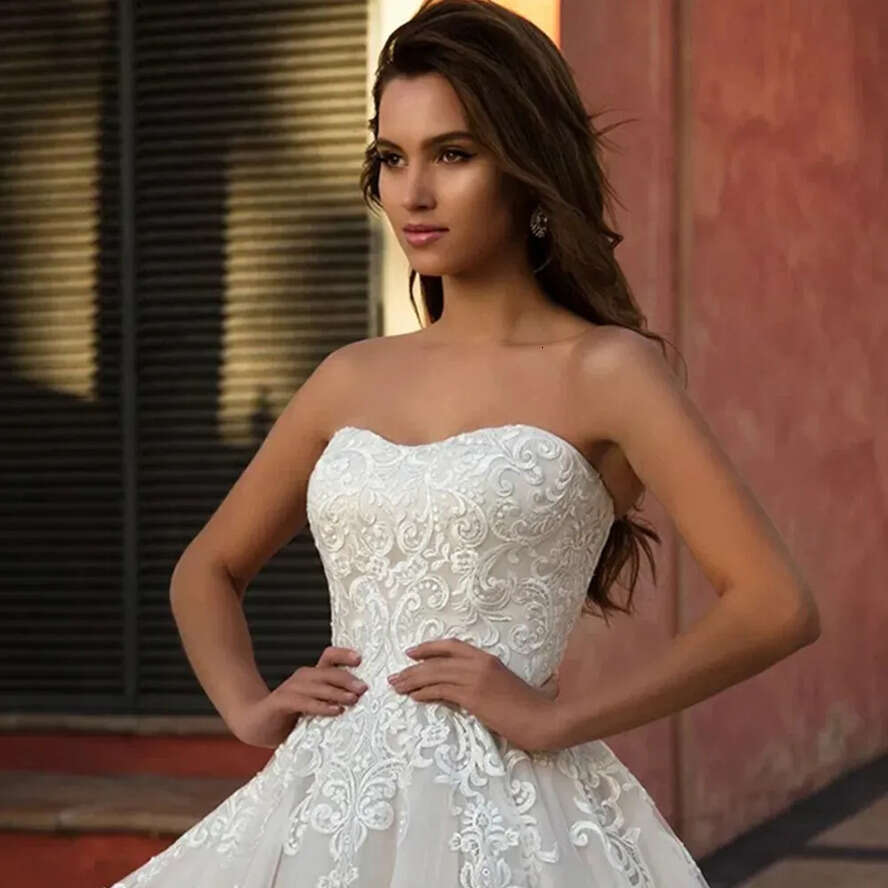 Elegant Appliques Tulle A-E Wedding Dresses Vintage Robe Mariee Sleeveless Simple Bridal Gowns With Lace Up Back Vestido De Novia