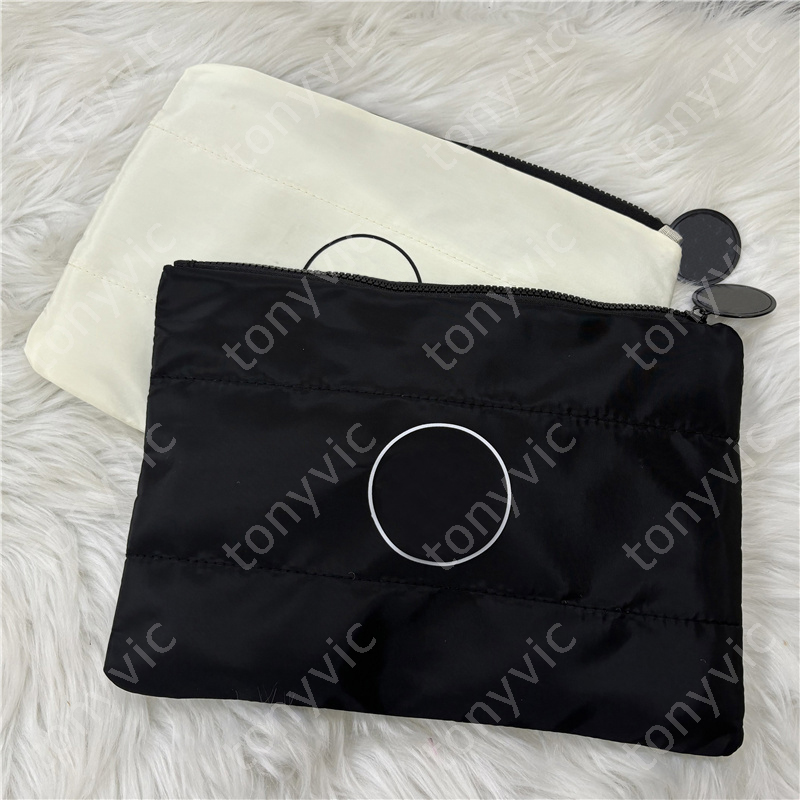 Womens Designer MakeUp Bag Luxury Cosmetic Bag Down Cotton Zipper Toiletry Bags Ladies Fashion Cosmetic Pouch