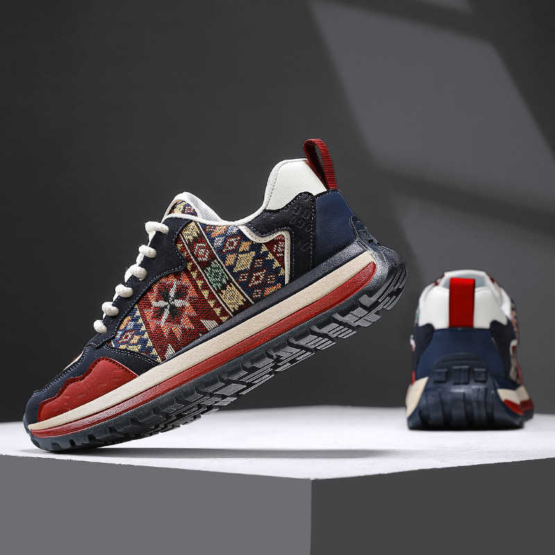 High Quality National style printed embroidered board shoes autumn and winter new mens shoes fashionable and trendy sports shoes anti slip casual shoe