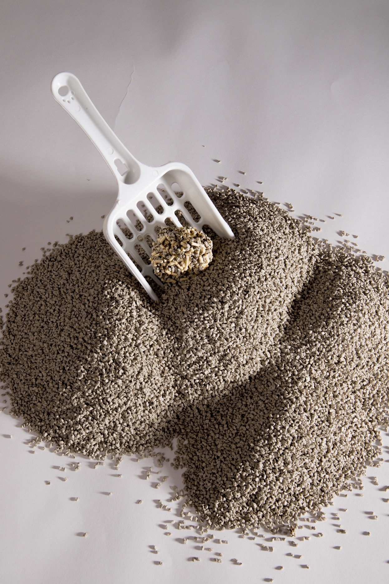 1-2mm Factory Cat Litter sand Price Pet Supply Low Dust Bentonite Sand Natural Materials Solubility Bentonite