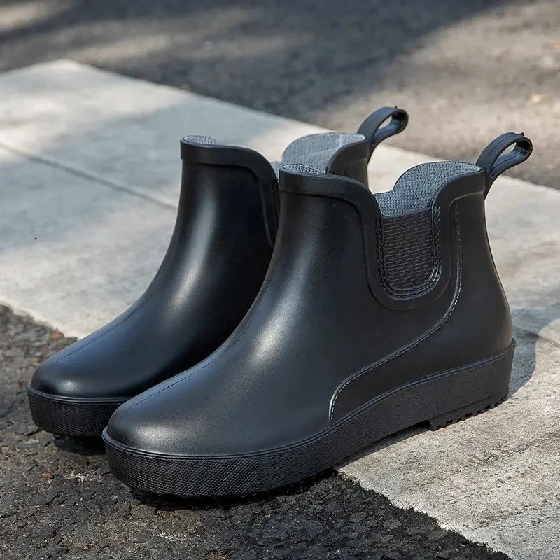 Fashion Chelsea Rain Shoes Green Rubber Boots Womens Four Seasons Adult Galoshes Plus Size 41 Rain Boots 241126