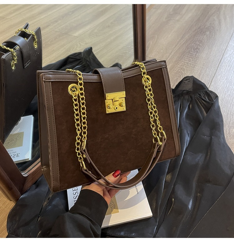 Women's Large Capacity New Autumn And Winter Casual Chain Shoulder Crossbody Commuting Bag Designer Bags Handbags Women