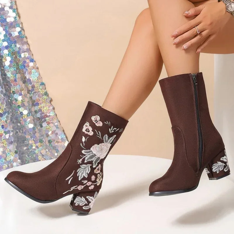 Fashionable Winter Womens Boots Embroidered Mid calf Plush Motorcycle Zipper Square High Heels Warm Leather Womens Botas Unprinted Good Product 241126