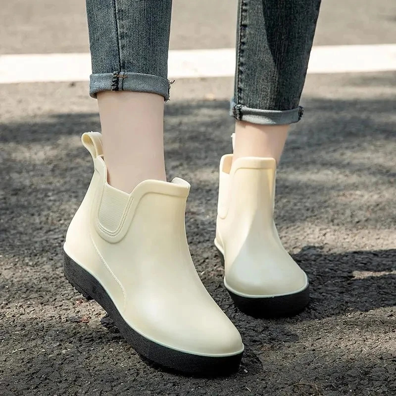 Fashion Chelsea Rain Shoes Green Rubber Boots Womens Four Seasons Adult Galoshes Plus Size 41 Rain Boots 241126