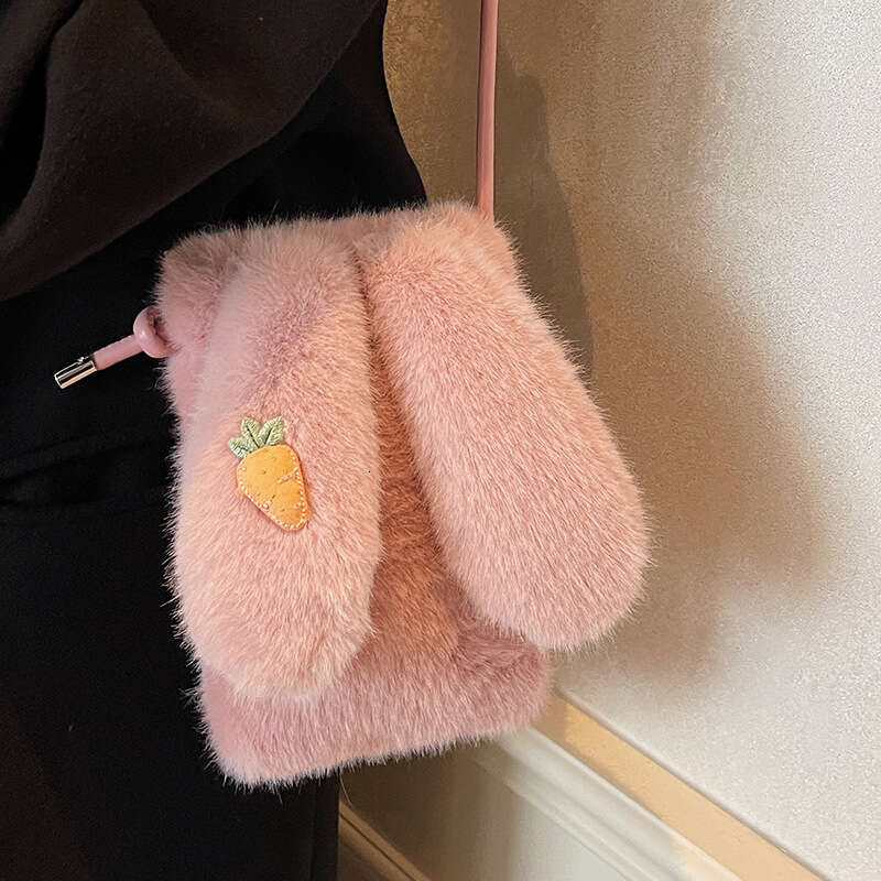 Cute Plush 2024 Autumn/Winter New Fashionable Versatile Single Shoulder Crossbody Instagram Phone Bag for Women