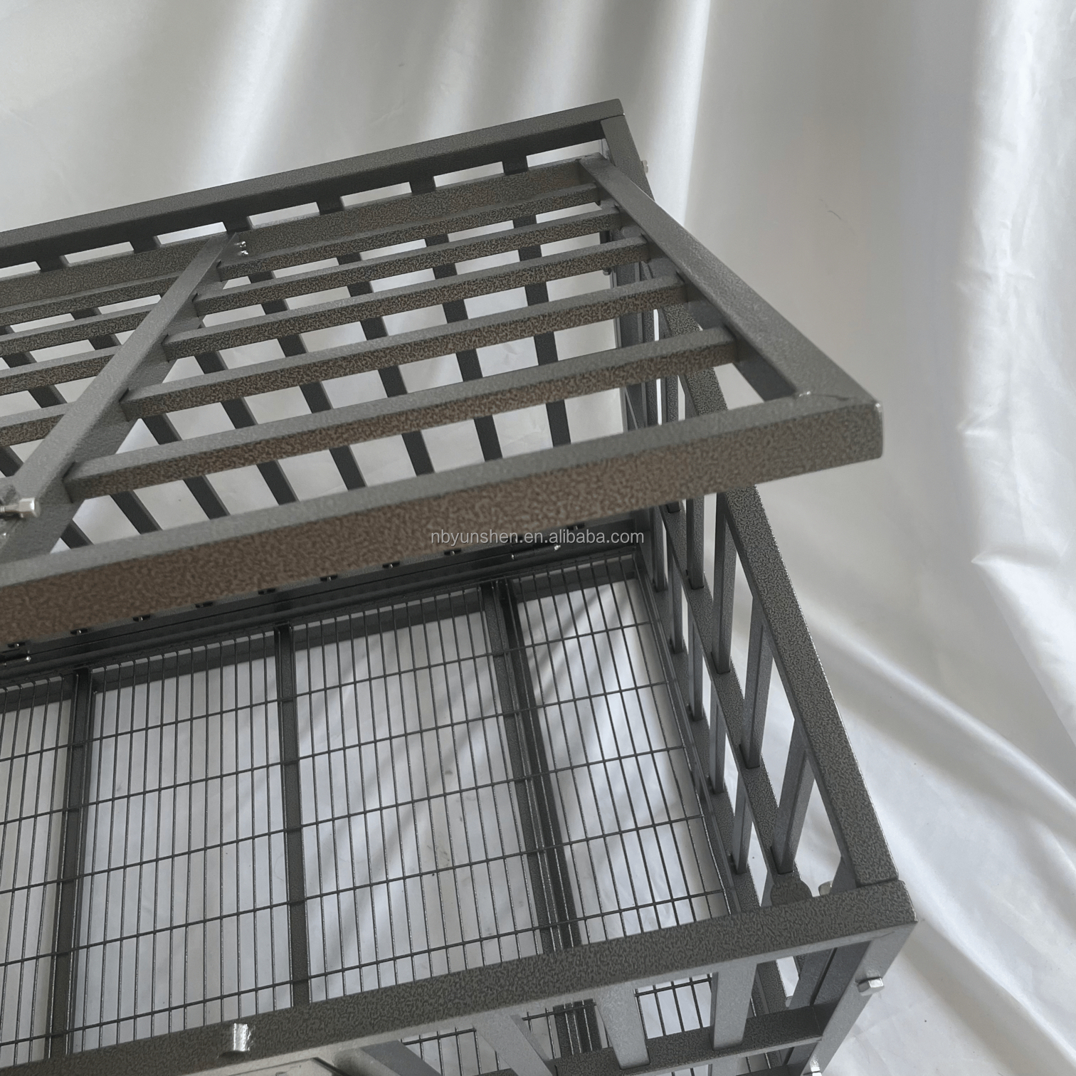 stackable large premium dog cage furniture with drainage green for german shepherd dog kennel veterinary dog kennel Pet Cages & Houses