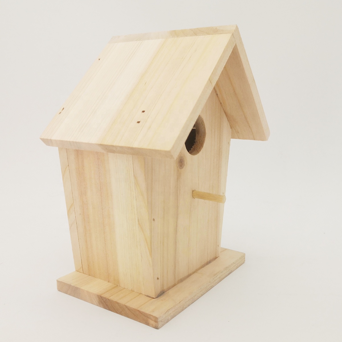 New clear coat Chinese Fir Wood Cheap Wholesale Wooden Pigeons Bird House For Sale
