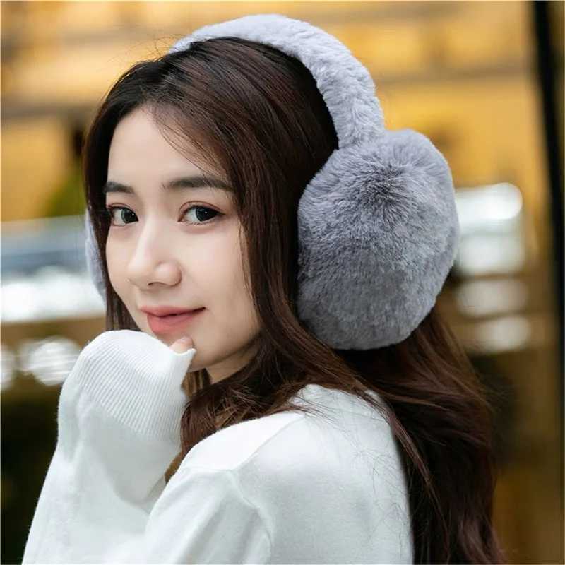 Soft and plush earmuffs keep warm in winter suitable for women fashionable men outdoor earmuffs and ear protection W241126