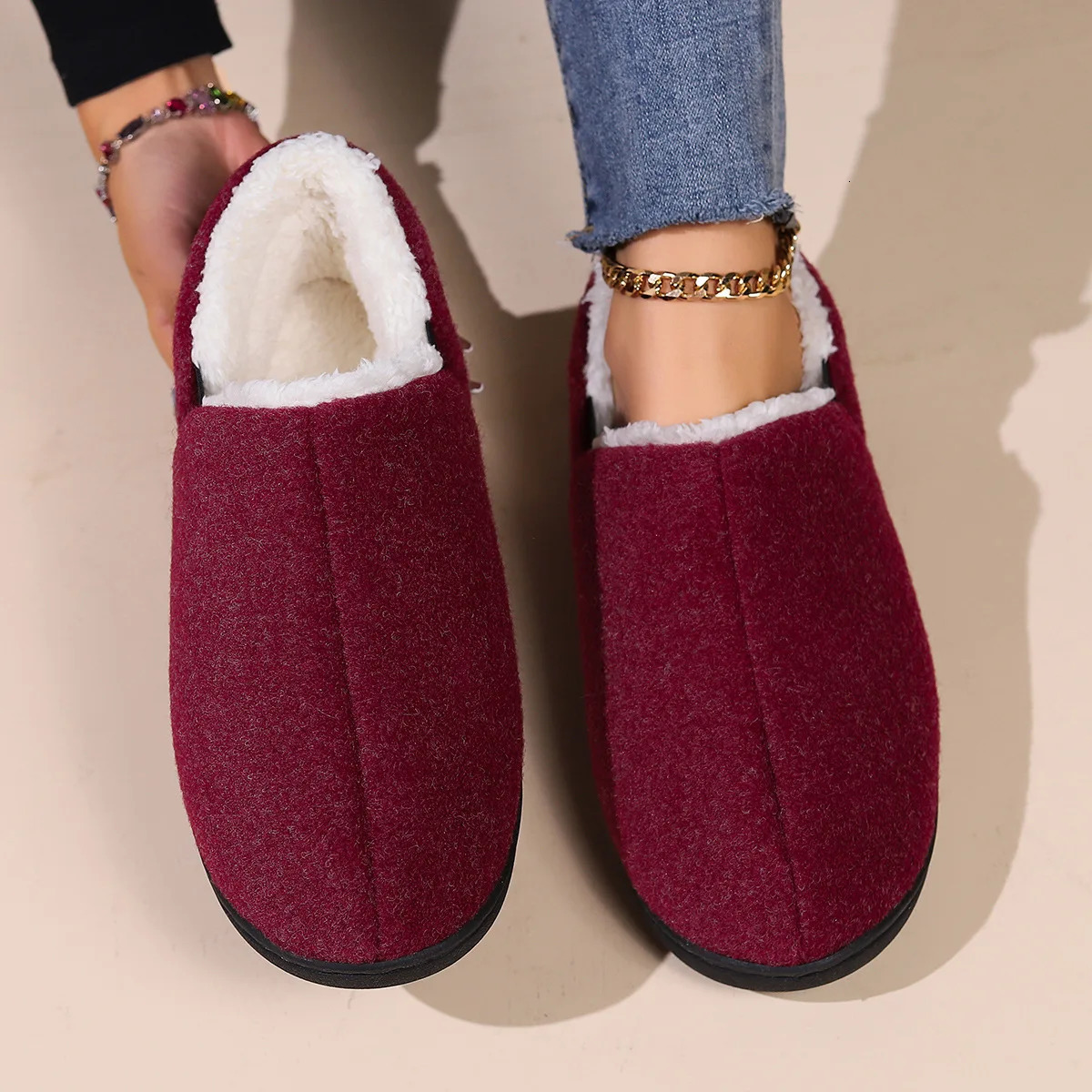 Crestar Winter Plush Slippers For Men Outdoor Antiskid Warm Cotton Slippers Indoor Fur Fluffy Flat Home Shoes Casual Furry Shoes 241126