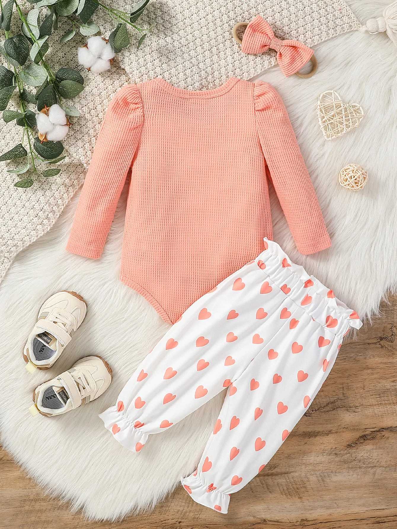 Clothing Sets 3Pcs Baby Girls Fall Solid Long Sleeve Romper Print Heart With Bow Trousers For Newborn-18M Casual Daily Set+Headband H241126