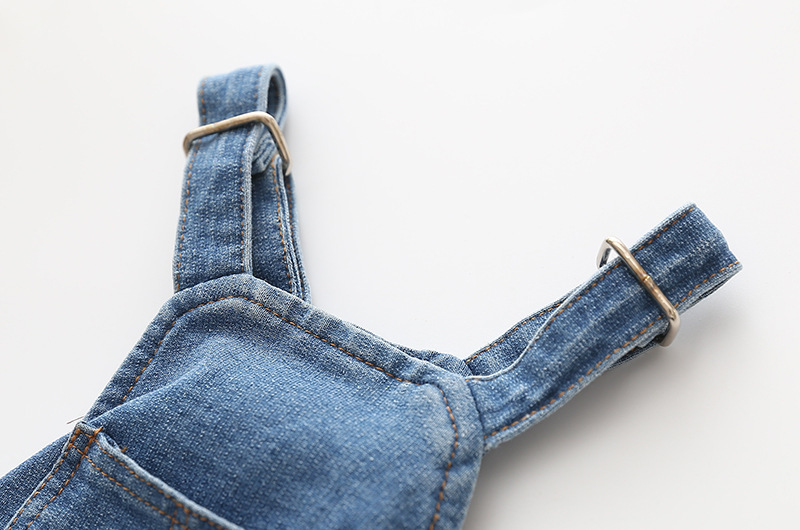 Wholesale Luxury Design Pet Apparel Four-Legged Cloth Washed Denim Comfortable Stretch Jeans Pet Dog Clothes Jumpsuits