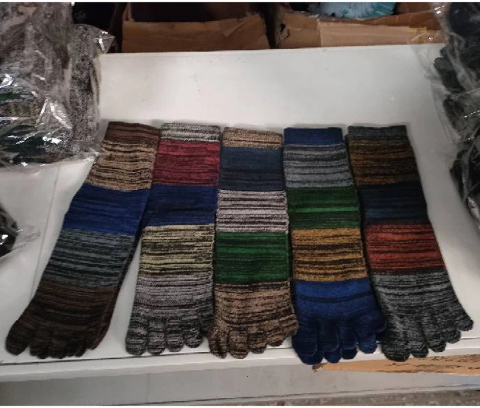 5 pairs of mens retro five finger socks with Japanese style colorful thick cotton spring warmth Harajuku 5-finger socks EU44 241126