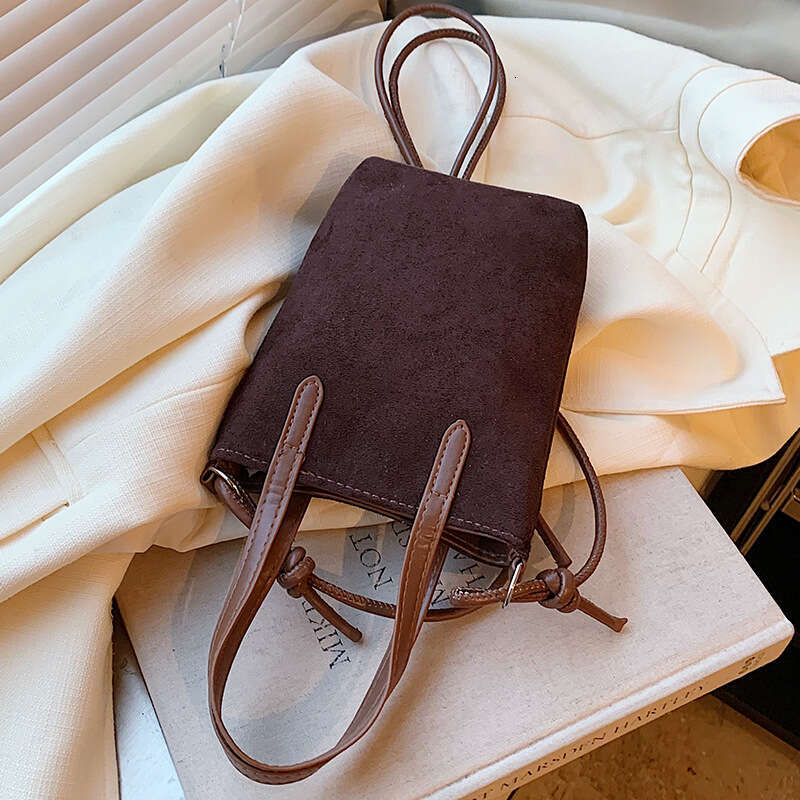Luxury niche design crossbody mobile phone bag for women, 2024 autumn winter new fashionable and versatile frosted handbag