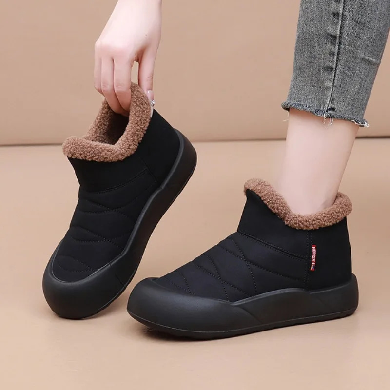Women Ankle Boots Winter Plush Warm Thick Bottom Warm Snow Boots Korean Fashion Anti Slip Comfort Outdoor Cotton Boots 241114