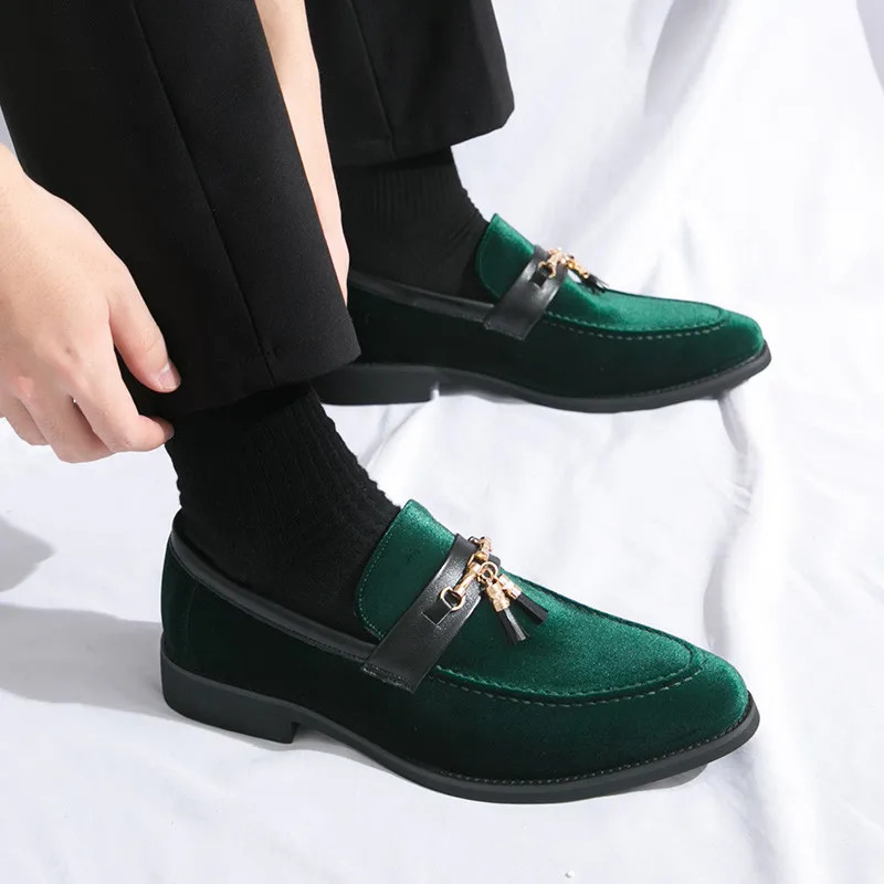 Fashion Green er Mens Dress Shoes Comfortable Pointed-Toe Leather Loafers for Men Evening Shoes Slip-on Mens Party Shoes 241126