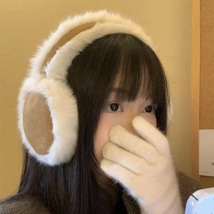 Winter Thicken Fluffy Plush Earmuffs Solid Soft Plush Ear Keep Warmer Fashion Outdoor Earfl Protection Foldable Ear CoverXJ241126