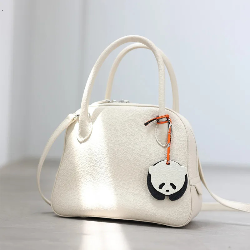 Pendant For Bags Genuine Leather Cute Key chain With Fine Ribbon Exqusite Small Gift Versatile Charm Decorations Accessories 241125