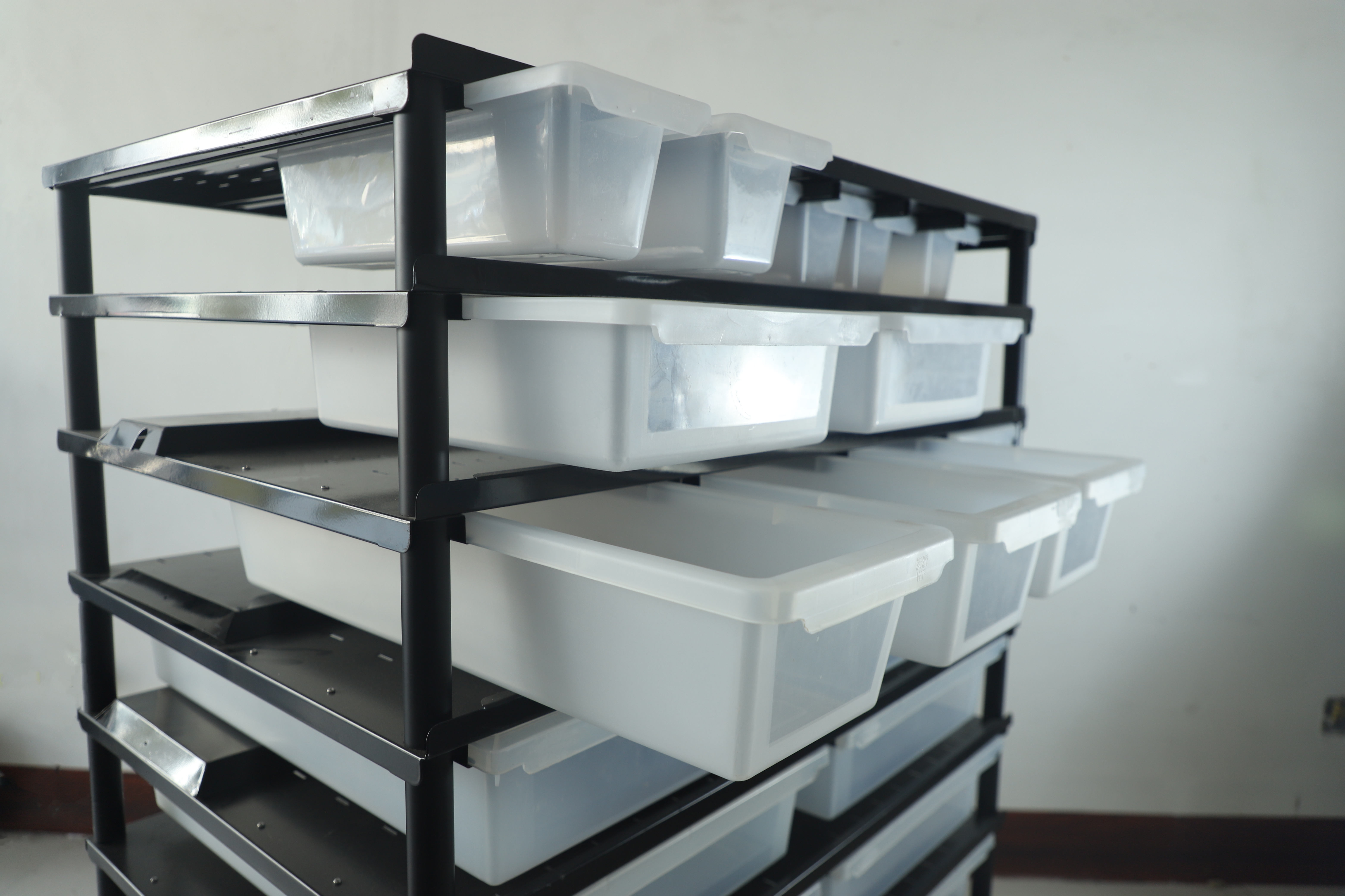 Metal Reptile Cage Tank Snake PVC Display Case Breathable Hide Snake Rack System Enclosure Supplies Terrarum Tubs Feeding Animal