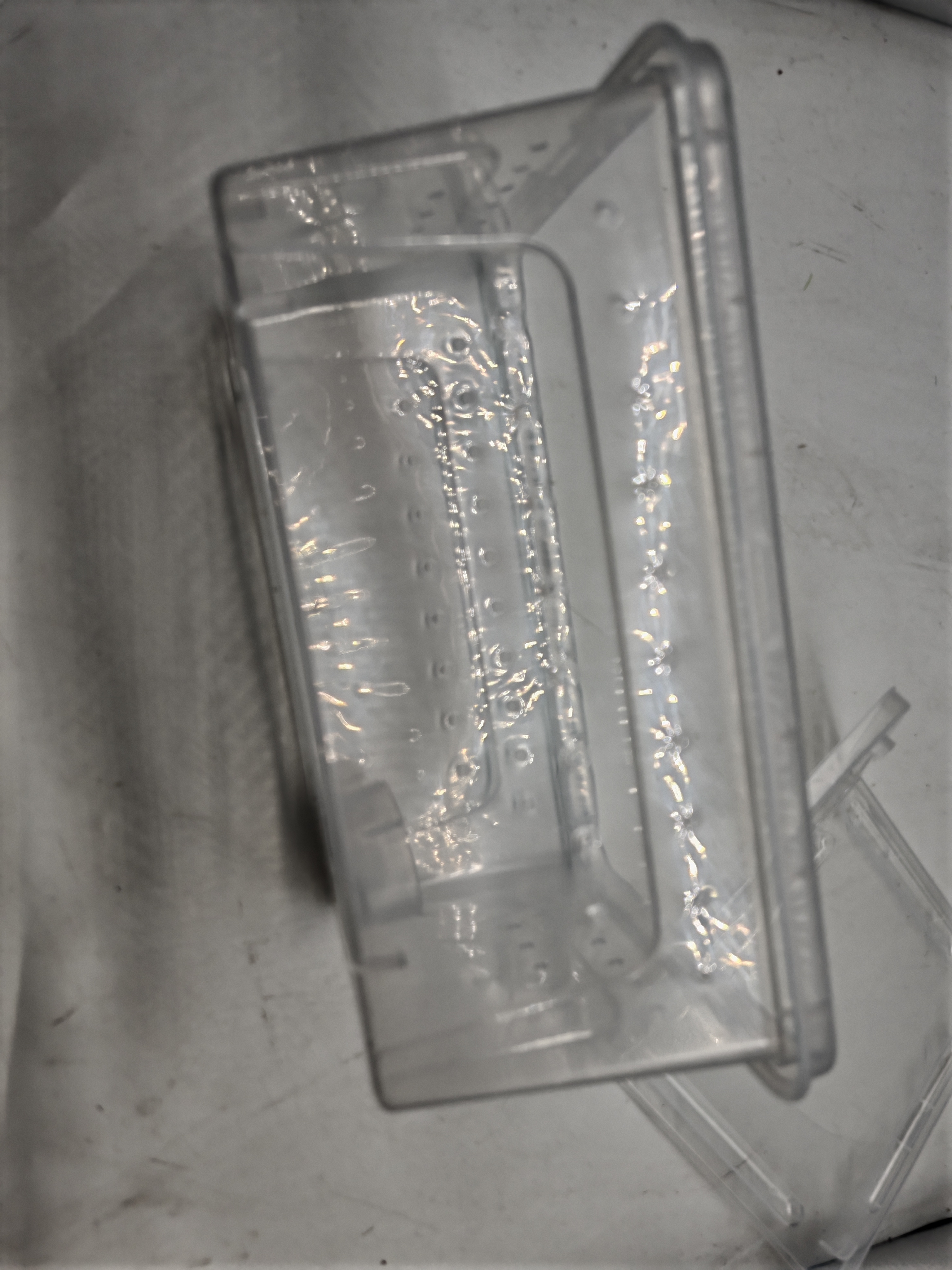 27*19*12cm transparent/black reptile pet carriers plastic reptile cage terrarium for reptiles
