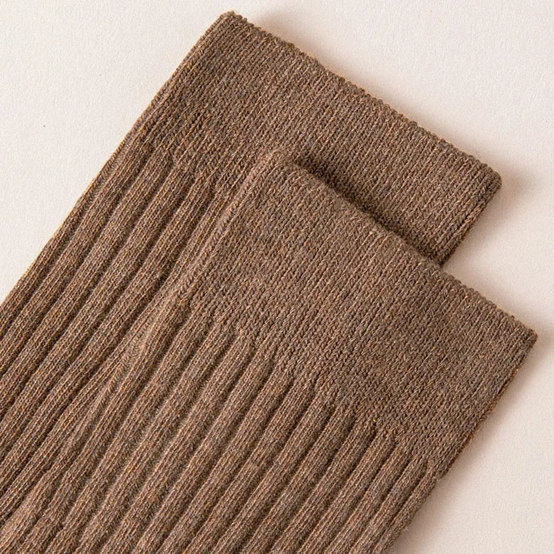 autumn and winter mens cotton socks knitted warm and antibacterial socks mens daily wear solid color stripes breathable and high-quality 241126