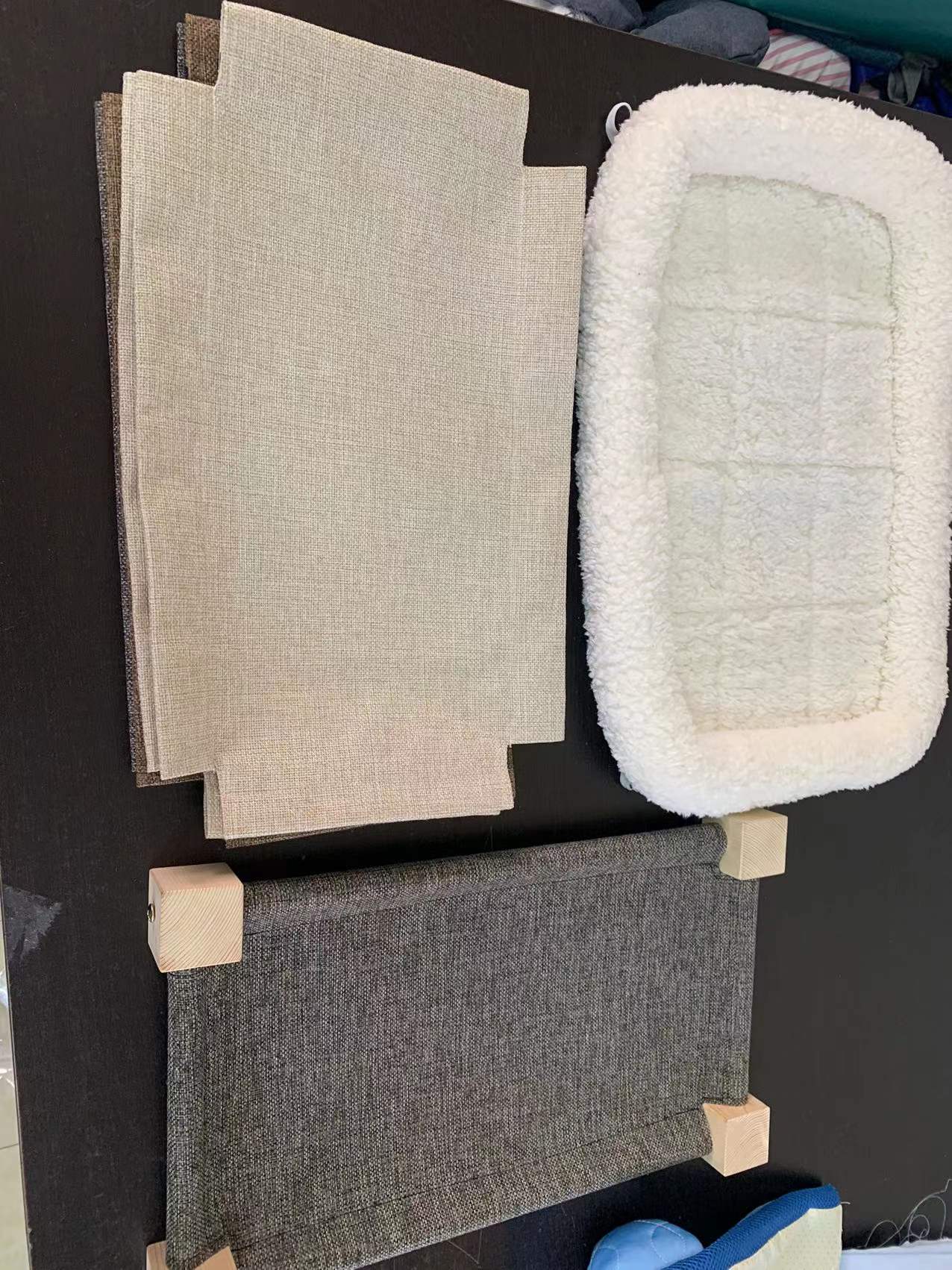 oem wholesale Eco-Friendly solid wooden cat window perch sunbath seat for cats cat toy window pet hammock bed