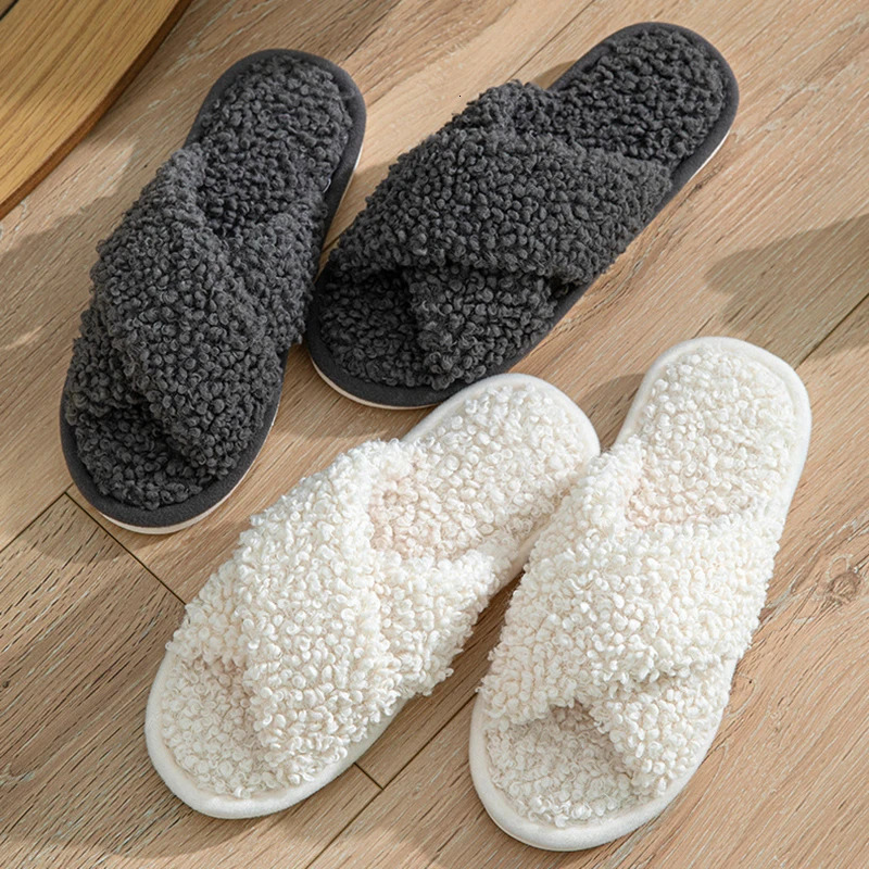 Fashionable cross band fuzzy slider for womens indoor slider warm plush for womens slider comfortable for winter soft bottom cotton slider 241126