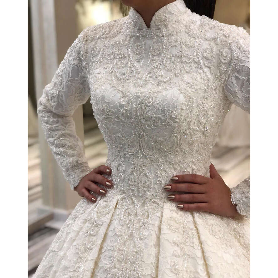 Arabic Muslim Beaded Lace Ball Gown High Neck Long Sleeves Bridal Dresses Vintage Sexy Wedding Gowns