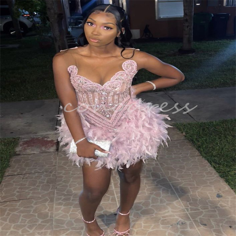 Sexy Black Baddie Prom Dresses With Feather Beaded Crystal Short Evening Dress Black Girls Cocktail Birthday Party Diamond Homecoming Dress Vestio De 