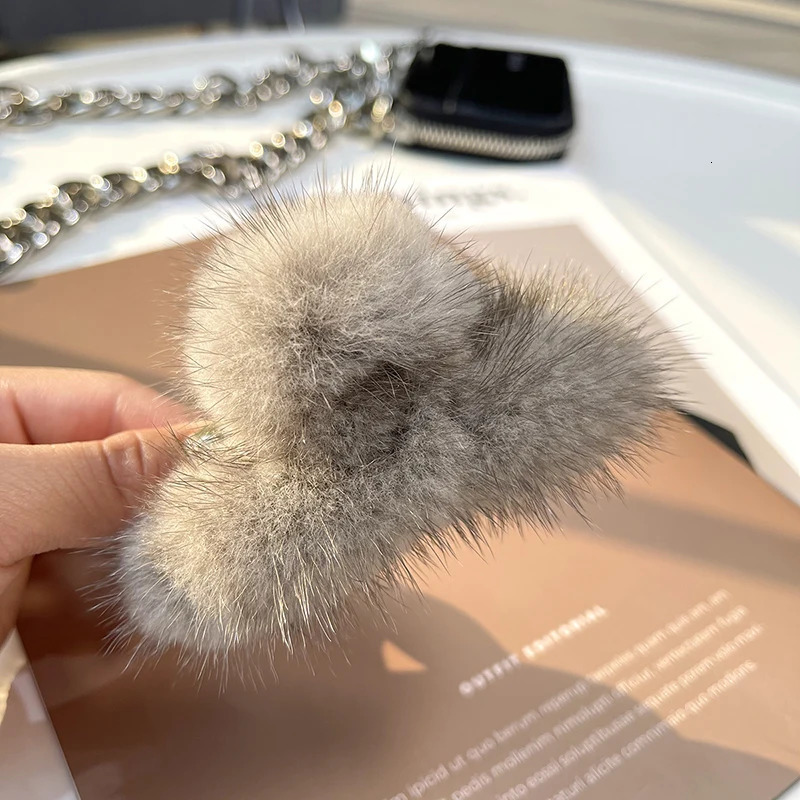 mink fur fashion hair clip claw clip womens plush Pom hair clip fur leather wallet headwear girl 241126