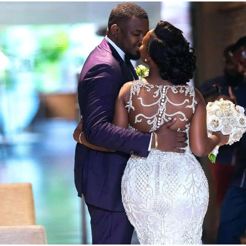 Full Mermaid African Dresses Lace Spaghetti Straps Applique Beaded Sweep Train Wedding Dress Bridal Gowns Plus Size Bc