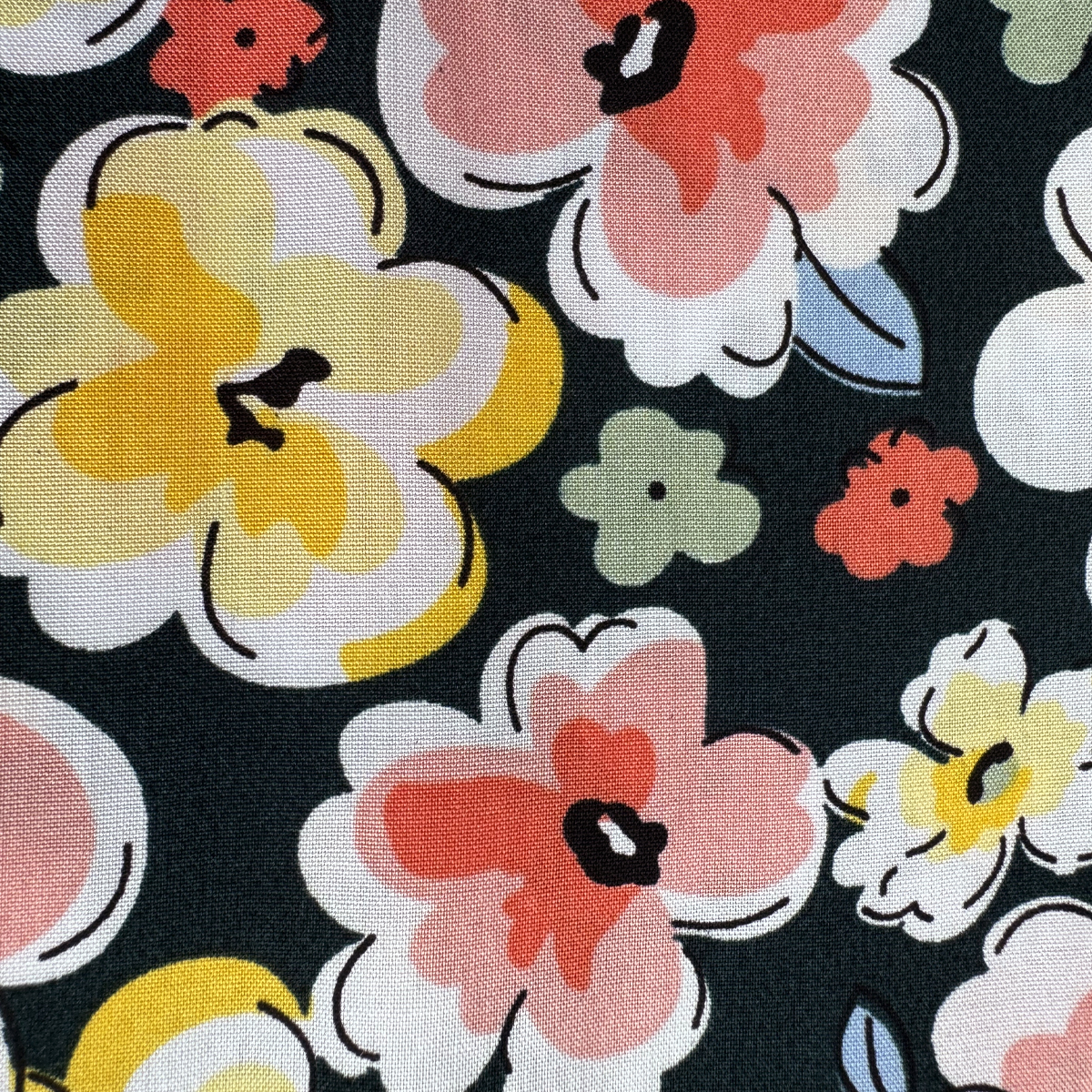 Ladies spring and summer thin casual pants tropical flower print can be worn home air conditioning pants beach sunscreen pants