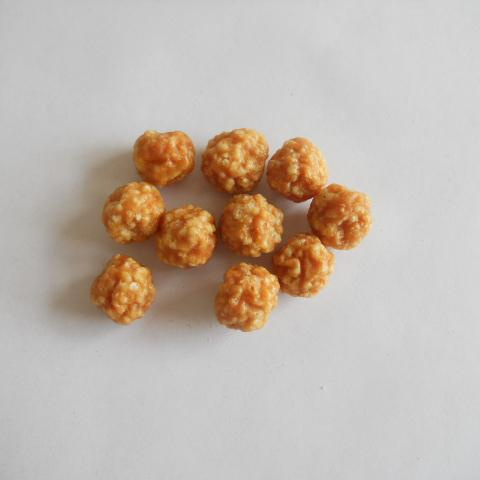 wholesale Healthy lamb and rice ball pet snacks chicken bell dog food duck with cowhide and chees natural dog treats