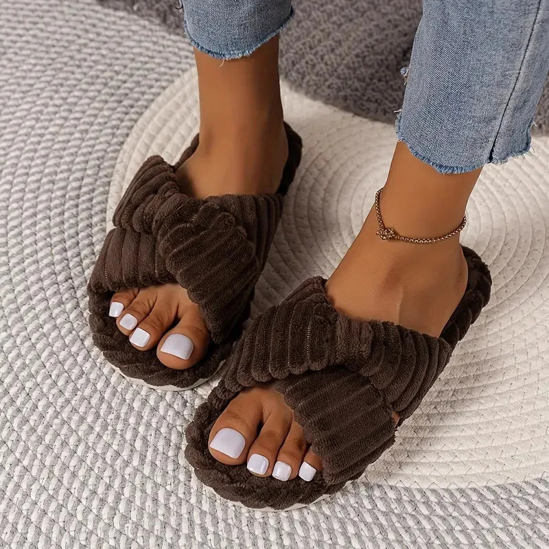 Womens autumn and winter cotton anti slip home slider warm toe cross flat slider 241126
