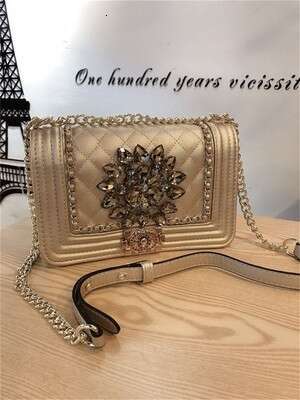 Water 2023 New Fashion Trend Small Fragrant Style Grid Chain Western Women's Diamond Inlaid Shoulder Cross Bag
