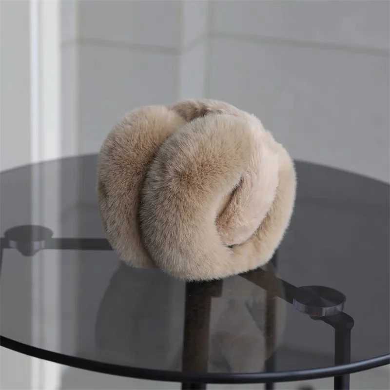 Soft and plush earmuffs keep warm in winter suitable for women fashionable men outdoor earmuffs and ear protection W241126