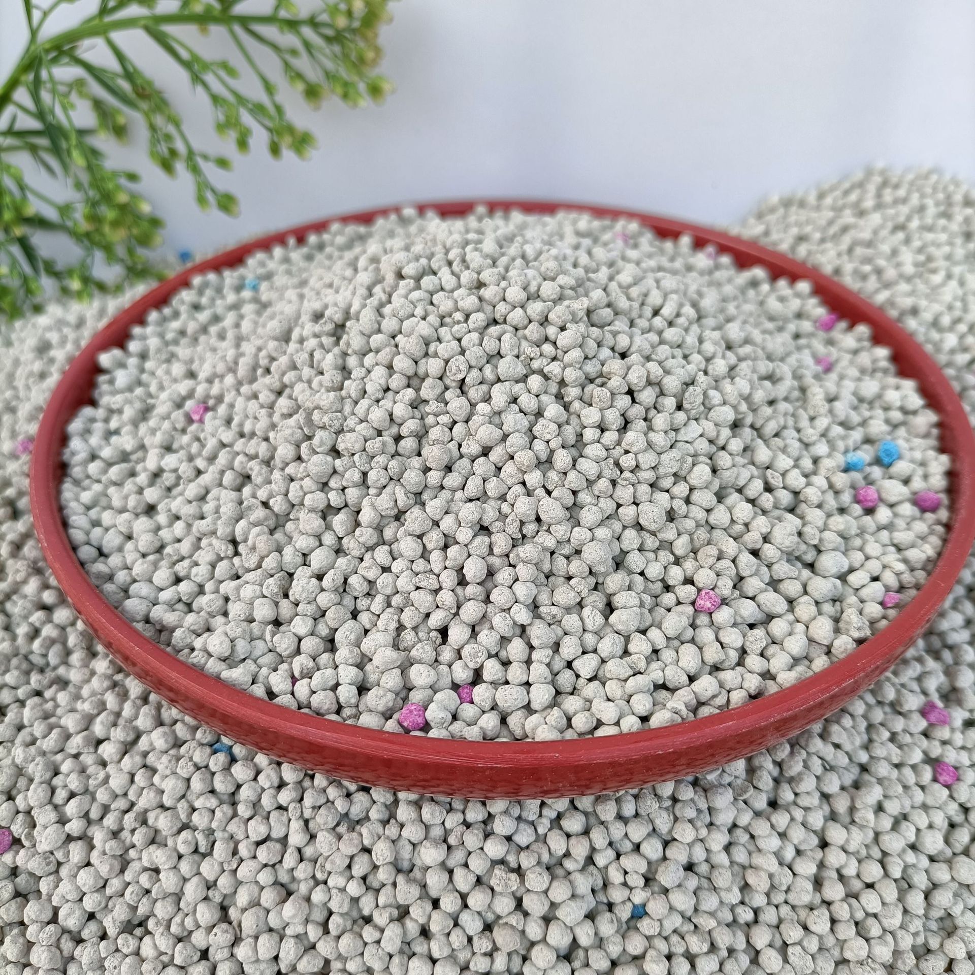 Factory Direct Sale Pumice Cat Sand Unite And Consolidate No Stick Bottom Haoao Ball Sand Cat Litter