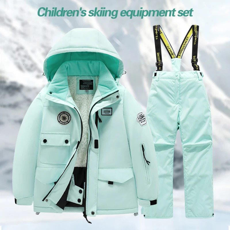 Winter childrens skiing suit for boys and girls windproof and waterproof thick coat for warmth and snow playing equipment 241126