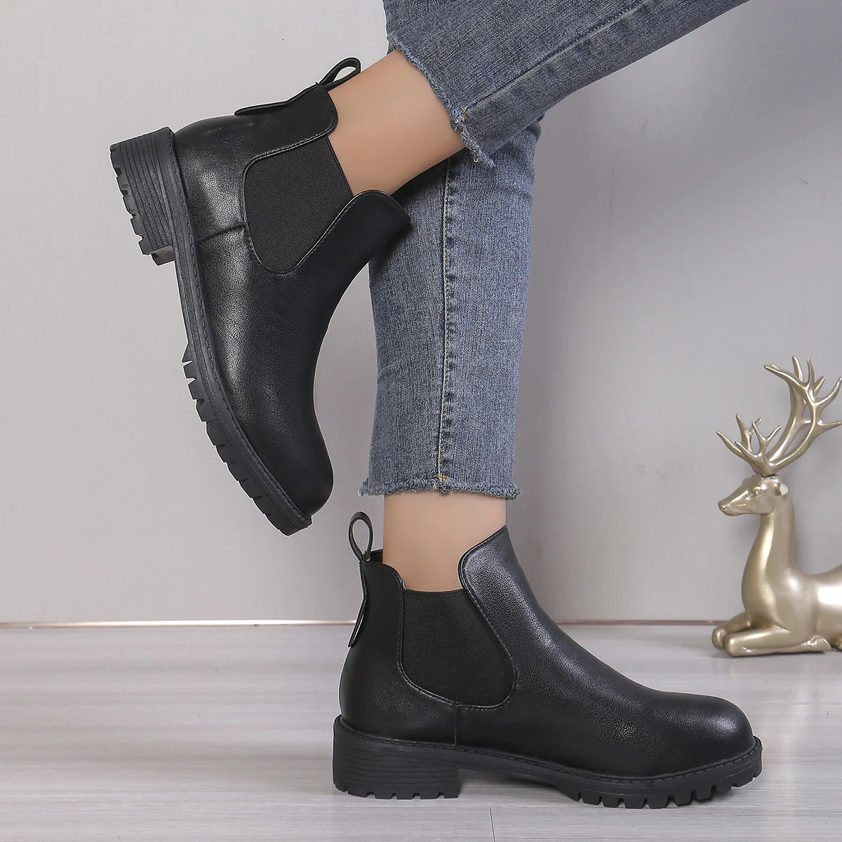 Womens Casual Chelsea Ankle Boots Round Toes Black PU Leather Short Boots Womens Comfortable Low Boots Slippery in Botas De Mujer 2024 241126