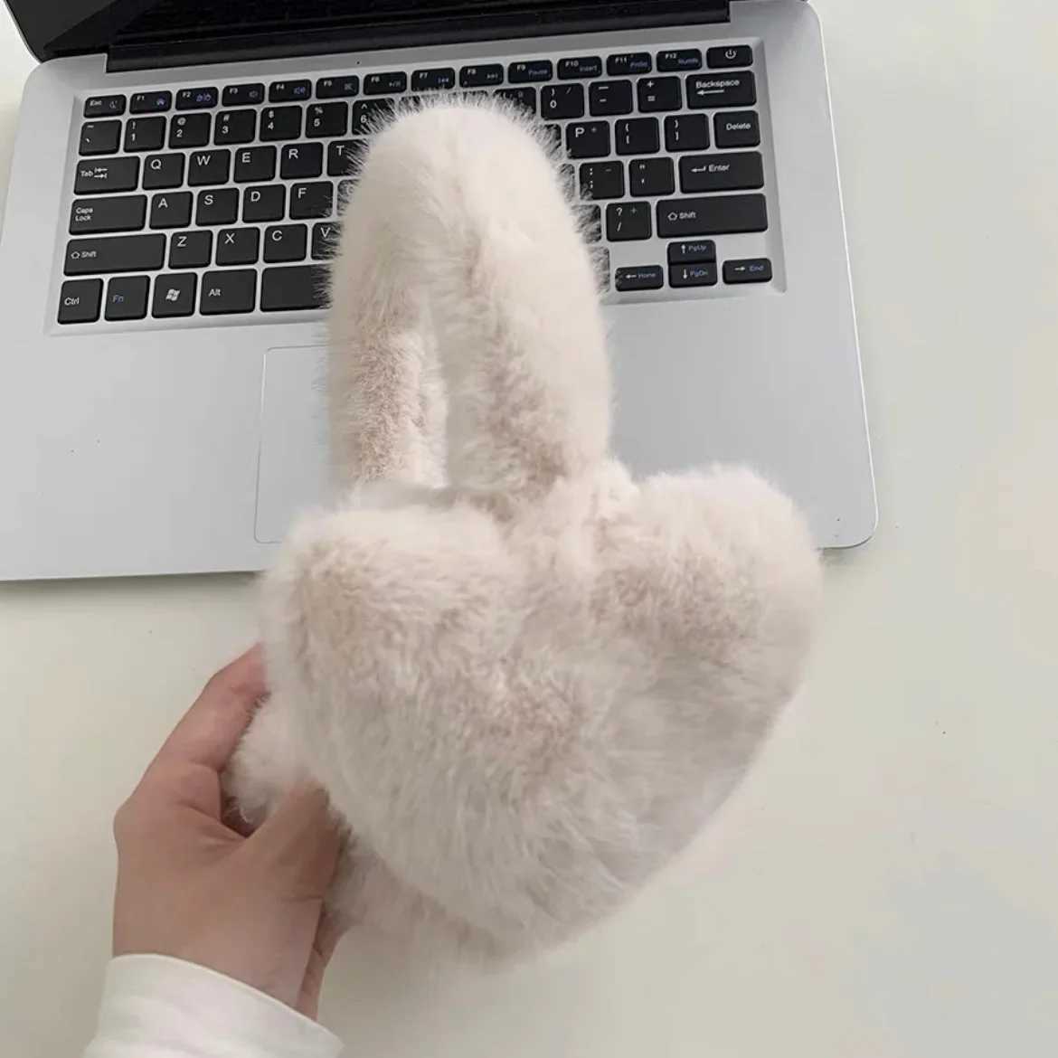 Y2k Korea Women Kaii Pink Heart Earmuffs Winter Warm Thickened Janese JK Ear Protection Cycling Eaags AccoriesXJ241126