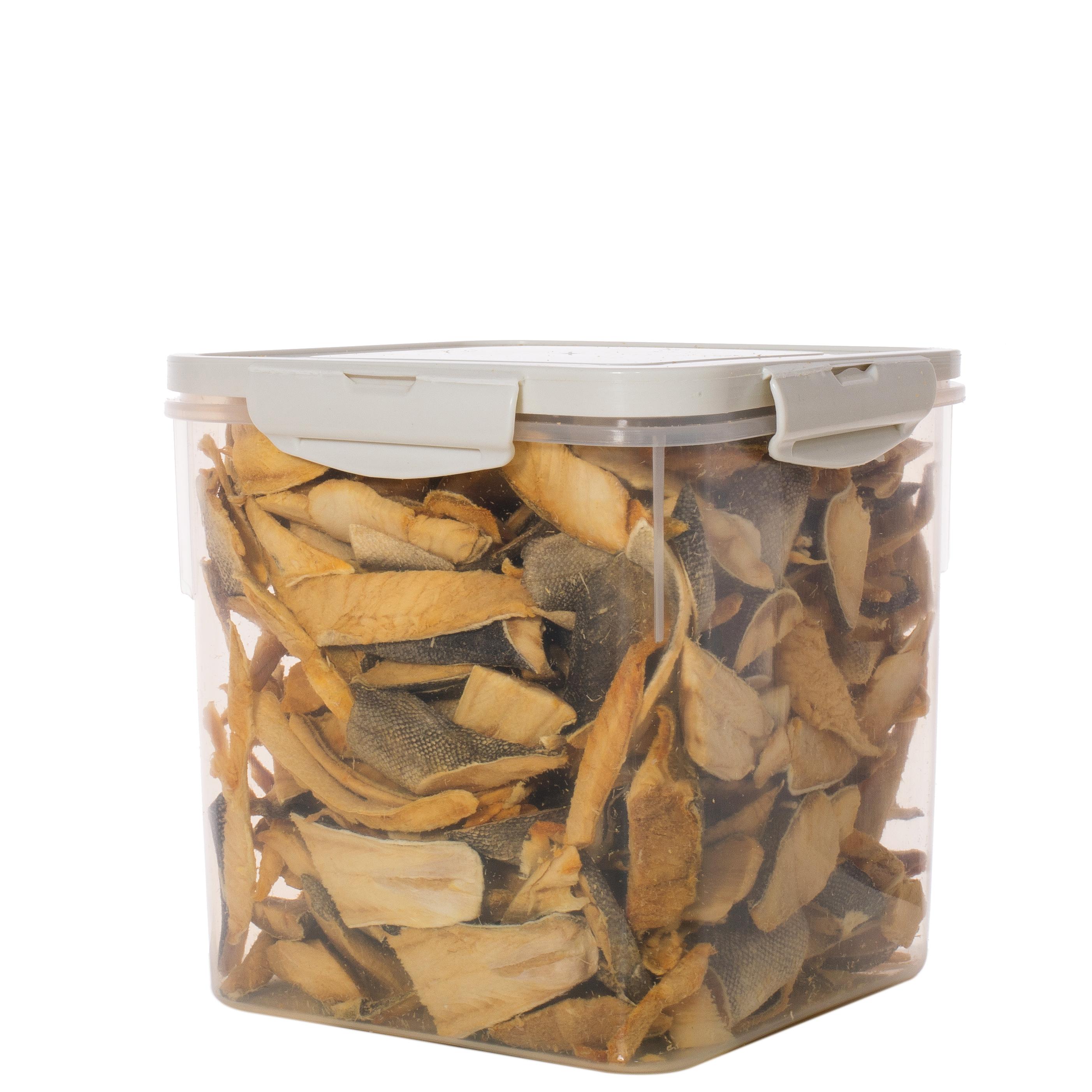 Factory wholesale and direct selling pet food salmon aquatic pet snacks