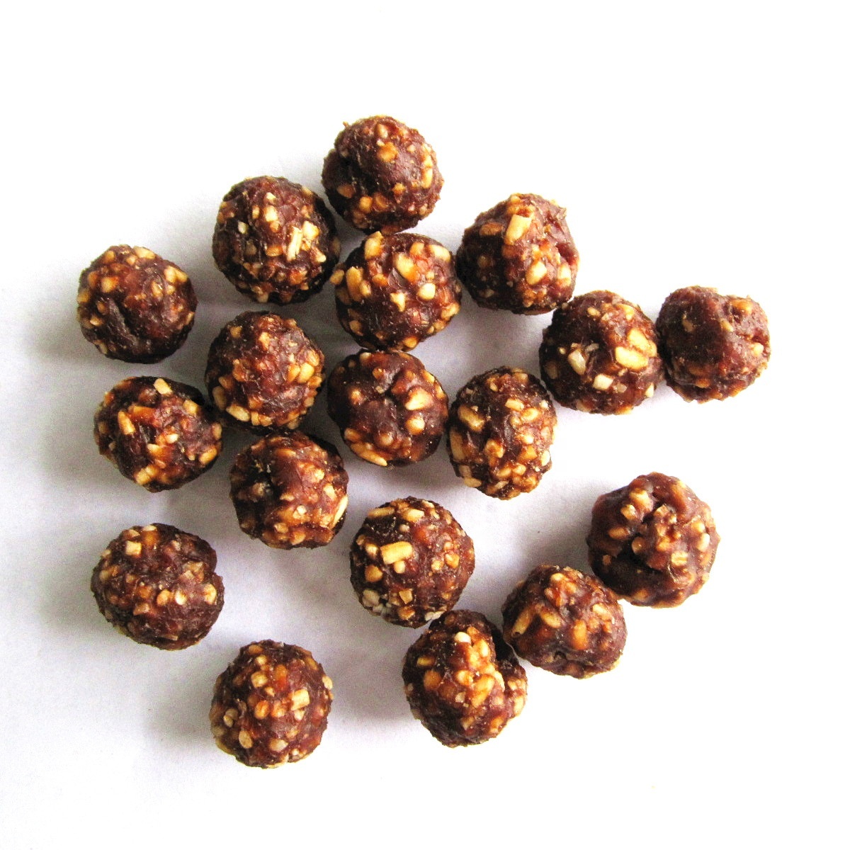 Customized Wholesale High Quality duck vegetable chips pet food pumpkin chip dog snack duck with salmon oem for training rewards