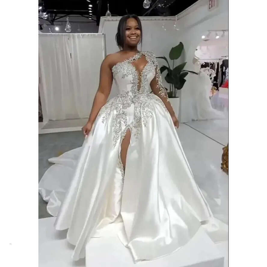New Vestido De Noiva African Elegant One Shoulder Satin A E Wedding Dresses With Detachable Skirt Lace Applique Beaded Split Court Train Bridal Gowns 