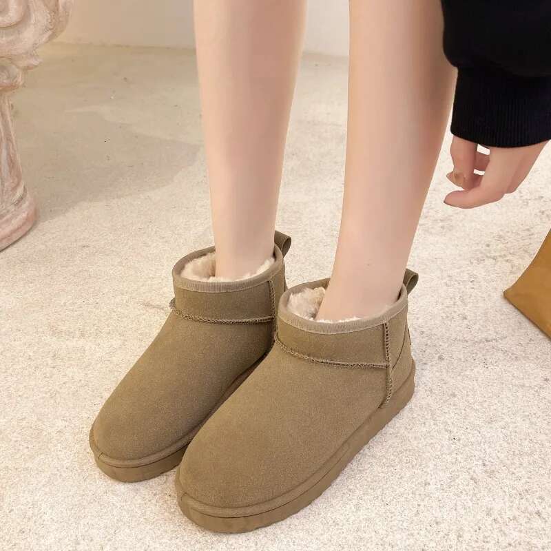 New Snow Boot Style Short Mini Winter Sheepskin Women Waterproof Natural Wool Boots Fur ed Ankle Warm Flat Shoes 24120313