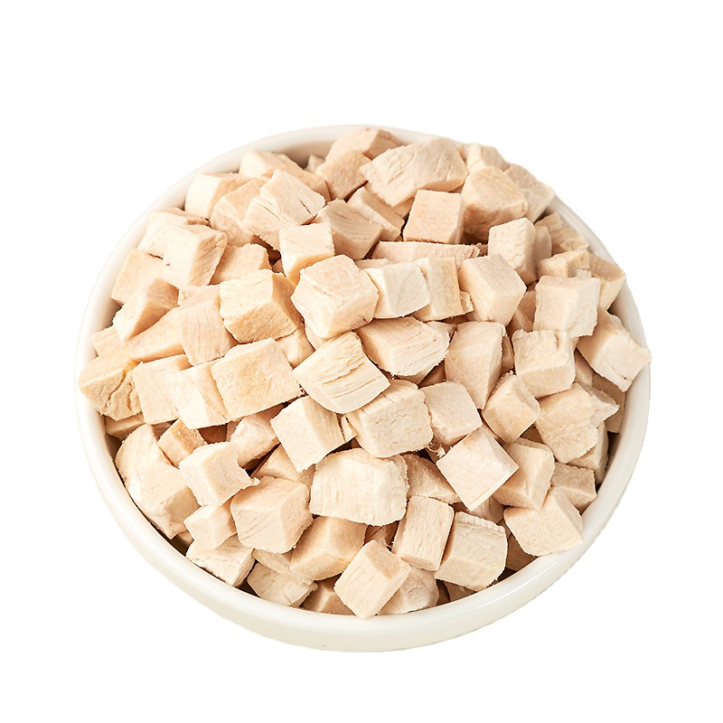 China Pet Treats Freeze-Dried Chicken Dice Natural Cat Grass Snacks 100% Chicken meat