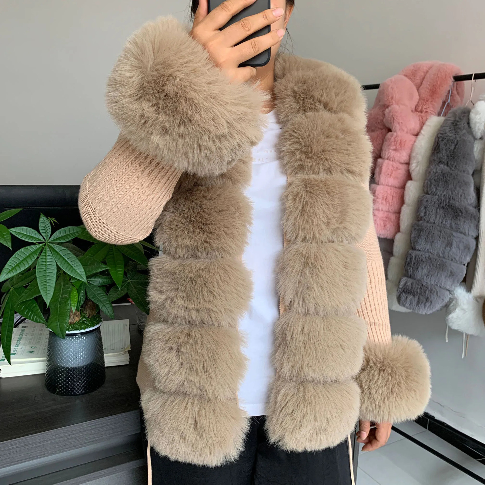 Womens artificial fur knitted sweater cardigan wool sweater elegant spring and autumn knitted sweater artificial collar 241126