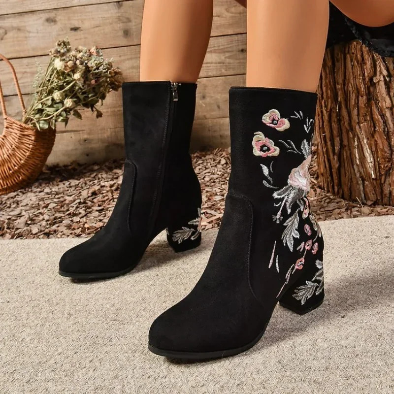 Fashionable Winter Womens Boots Embroidered Mid calf Plush Motorcycle Zipper Square High Heels Warm Leather Womens Botas Unprinted Good Product 241126