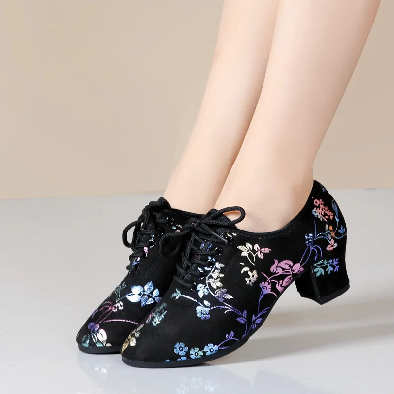 XIHAHA Fashion Women Ballroom Dance Shoes Woman Tango Latin Dancing Soft Bottom Shoes Girls Wedding Party Dance Shoes Sneaker 241126