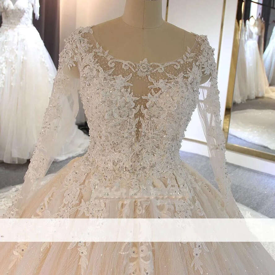 Arabic Vintage Lace Appliques Ball Dresses 2020 Sheer Jewel Neck Long Sleeves Tulle Applique Beaded Bridal Wedding Gowns