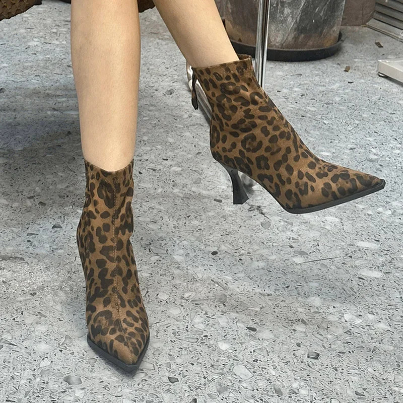 Leopard Print Womens Ankle Boots Fashion and Elegant Ball Shoes High Heels Womens Modern Short Boots 241126